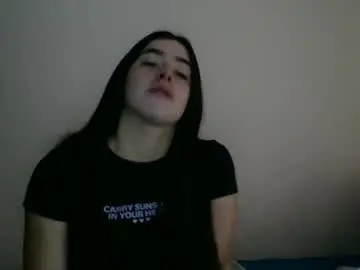 zoe_mill33r from chaturbate