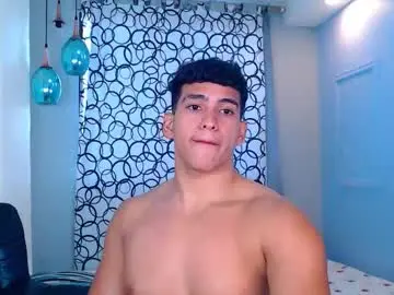 Chaturbate Live Sex of hotcrew_