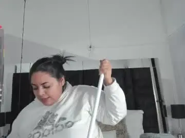 Chaturbate Free Live Porn of mayacurvy