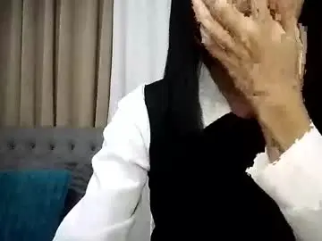 Chaturbate Live Sex Cam of zhaviahale