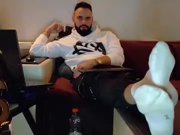 Chaturbate Sex Cam of master_roberto333