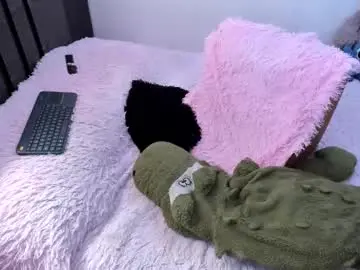 Chaturbate Live Sex of monicaharrison