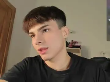 Chaturbate Live Sex Cam of mystic_evan