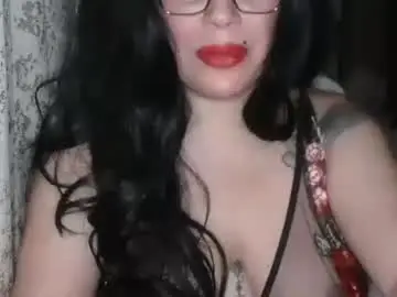 temptresscrystalia from chaturbate