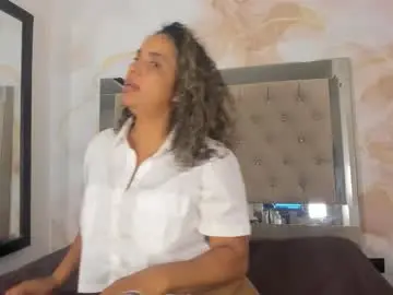 Chaturbate Live Porn of ainaah_