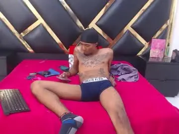 Chaturbate Live Sex Cam of caroyandy3