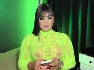 Chaturbate Best live sex cam show of suckablecockoffreya