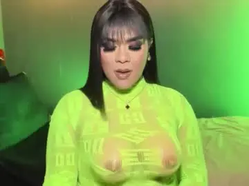 Chaturbate Live Sex Cam of suckablecockoffreya