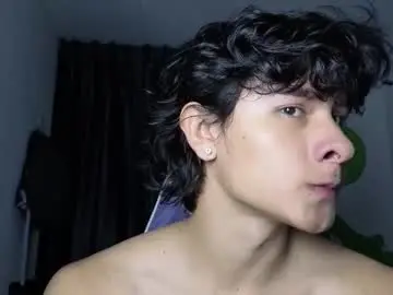 Chaturbate Live Porn of j_u_p_i_t_e_r