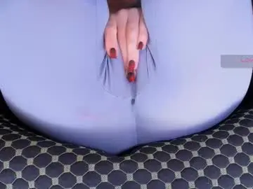 Chaturbate Free Live Porn of love_hard_kiru