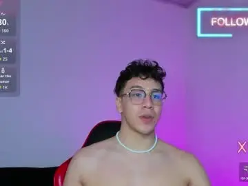 Chaturbate Live Porn of alonehazelvip