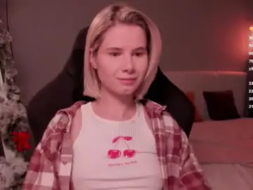 Chaturbate Live Sex Cam of imnotmia