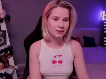 Chaturbate Live Sex Cam of imnotmia