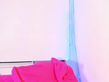 Chaturbate Nude Webcam of roxy_stone1