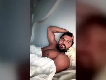 Chaturbate Live Sex Cam of belrevee