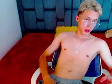 Chaturbate Private Sex Chat of skinny_bigcock20