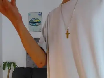 Chaturbate Live Sex Cam of skinny_bigcock20