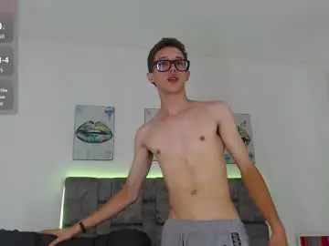 Chaturbate Free Live Porn of skinny_bigcock20
