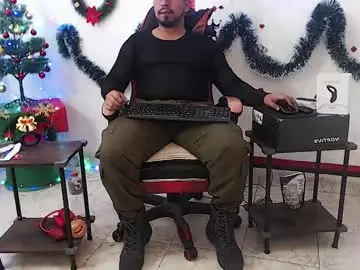 Chaturbate Live Sex Cam of kalethbigdick88