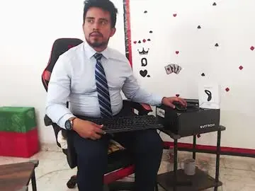 Chaturbate Sex Chat of kalethbigdick88