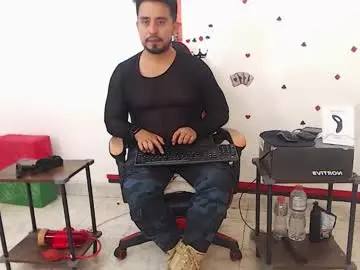 Chaturbate Live Sex of kalethbigdick88