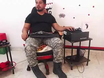 Chaturbate Free Porn Cam of kalethbigdick88