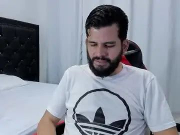 Chaturbate Free Live Porn of lucasbeaumont