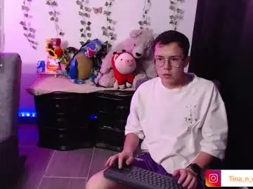 Chaturbate Best Webcam of tina_n_charlie