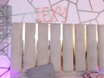 Chaturbate Watch Live Sex Cams of cyrus_tay