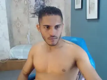Chaturbate Live Sex Cam of derek_storm_