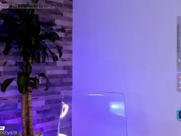 Chaturbate Live Sex of emily_montoya