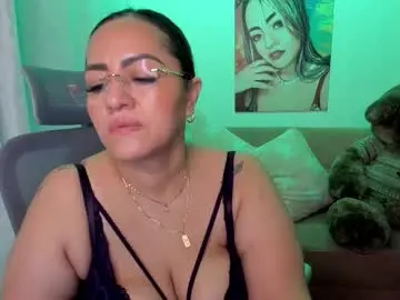 Chaturbate Best live sex cam show of marianalopez81