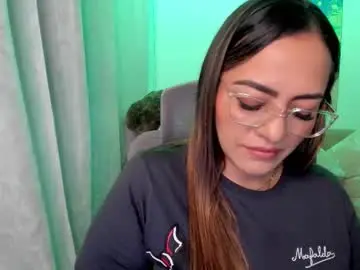 Chaturbate Watch Live Sex Cams of marianalopez81