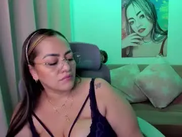 Chaturbate Live Sex Cam of marianalopez81