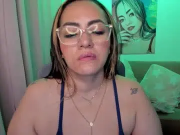 Chaturbate Nude Webcam of marianalopez81