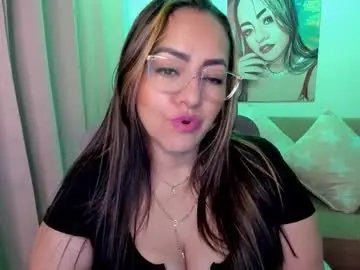 Chaturbate Live Sex Cam of marianalopez81