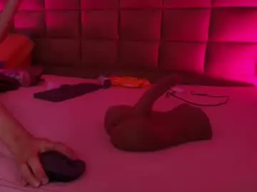 Chaturbate Live Sex of mia_0_