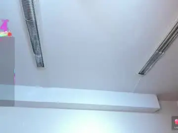 Chaturbate Adult Webcams of saracorraless