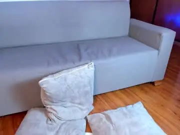 Chaturbate Watch Live Sex Cams of saracorraless