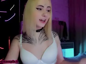 Chaturbate Live Sex of snake_bites