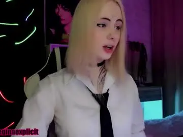 Chaturbate Best live sex cam show of snake_bites