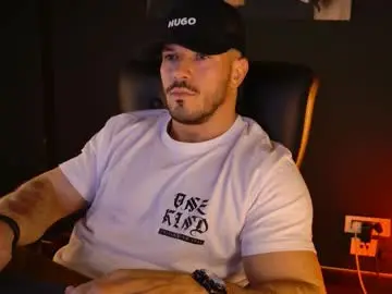 Chaturbate Nude Webcam of angeloeric