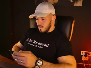 Chaturbate Live Sex Cam of angeloeric