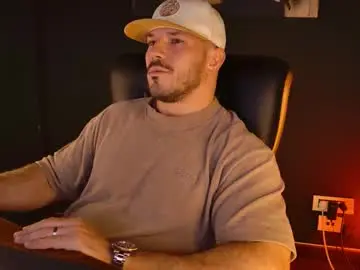 Chaturbate Live Sex of angeloeric