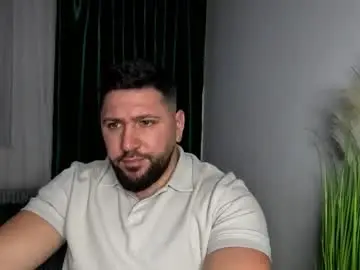 Chaturbate Live Sex Cam of gold_alpha_boy