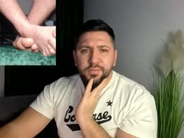 Chaturbate Live Porn of gold_alpha_boy