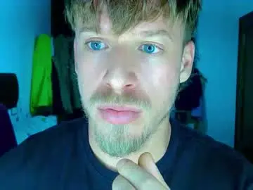 Chaturbate Free Live Porn of shirtless_dj