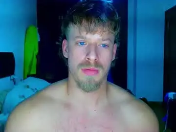 Chaturbate Live Sex Cam of shirtless_dj