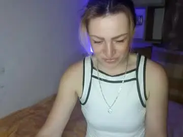 Chaturbate Adult Video Chat of shy_girl80