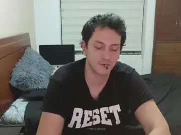 Chaturbate Free Live Porn of danruiz33